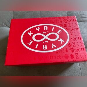 Nike Kyrie Infinity